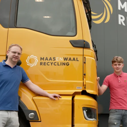 Karst en Ward van Maas en Waal Recycling_jouw afval_onze zorg_afvalverwerking.png